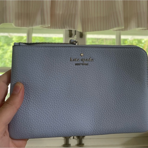 NWT Kate Spade Leila Wristlet and Pouch in Light Blue/ Serenity - Picture 2 of 10